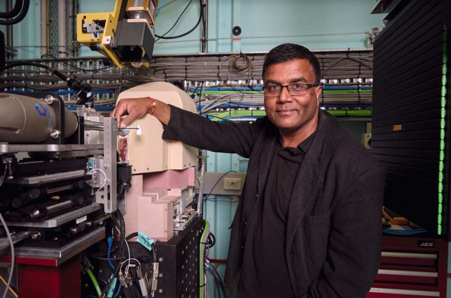 Dr Santosh Panjikar Macromolecular and microfocus beamlines