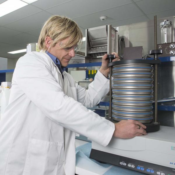 Technical development ANSTO Synroc