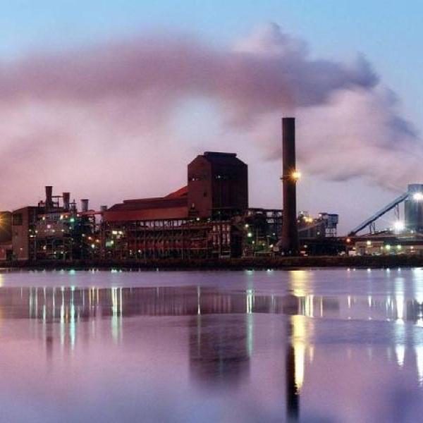 BHP Newcastle Steelworks at sunrise from across the Hunter River, September 24, 1997