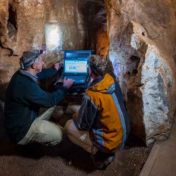 Jenolan caves