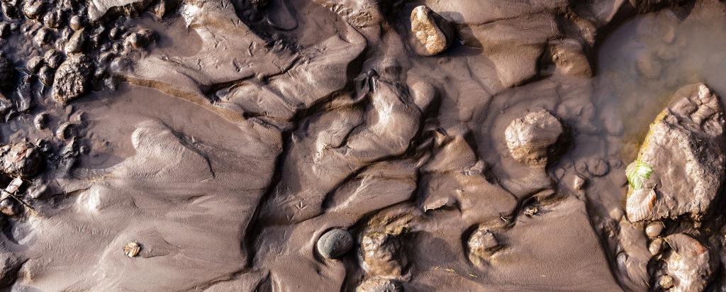 Glacial river bank 