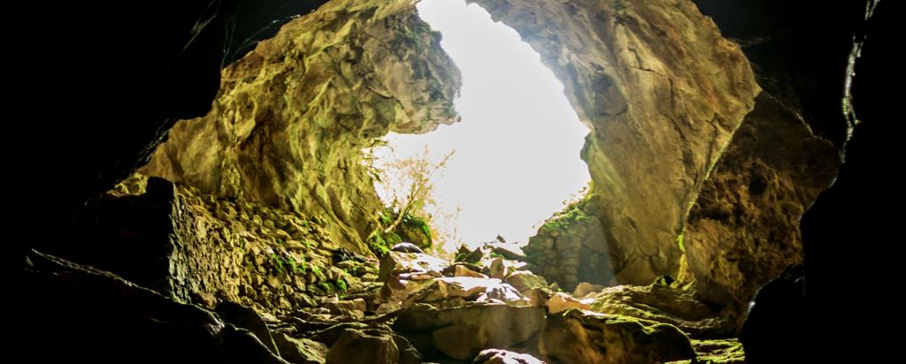 Huttes Caves, Massif Central