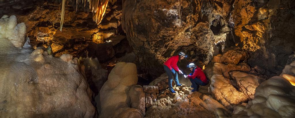 Jenolan caves