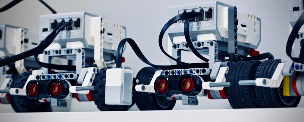 Do you already have experience with LEGO EV3 or Spike and ready for the next level?