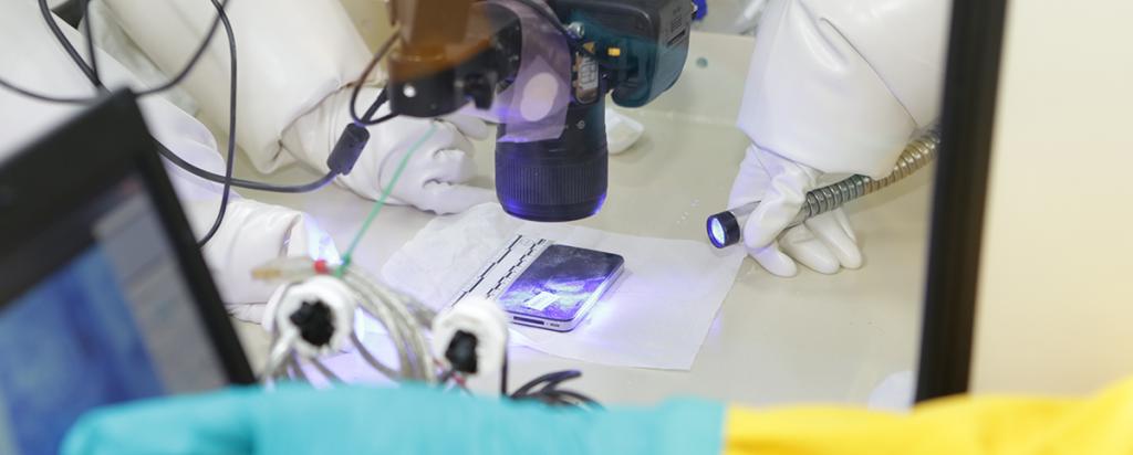 Nuclear forensics lab bench