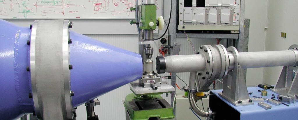 Small angle X-ray scattering instrument