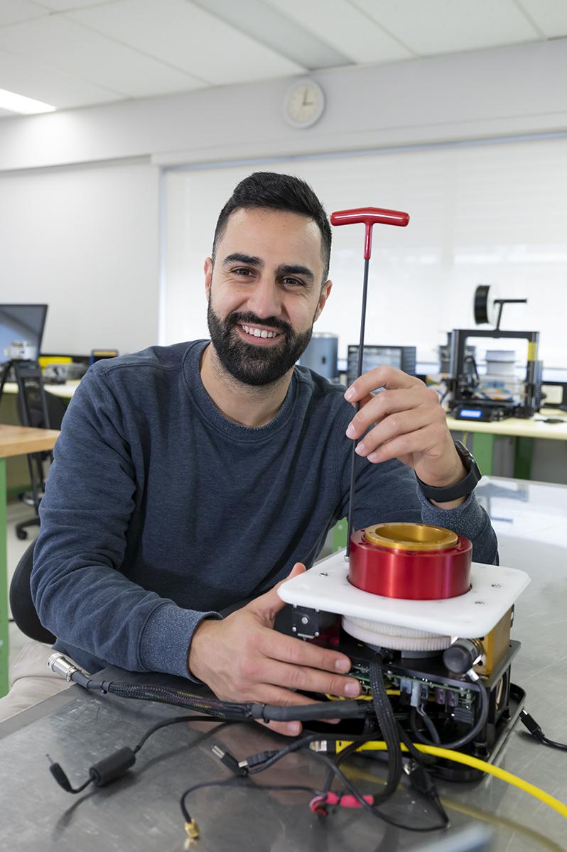 Nick Karantonis assembling detector